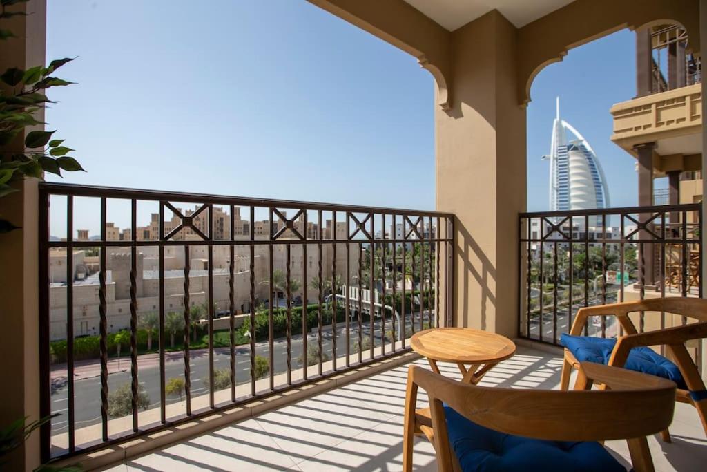 Veluxa - Luxury And Bright 1 Bedroom Apartment, Burj View! Dubaj Zewnętrze zdjęcie