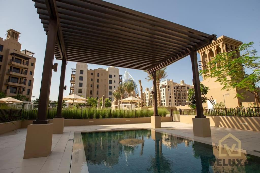 Veluxa - Luxury And Bright 1 Bedroom Apartment, Burj View! Dubaj Zewnętrze zdjęcie